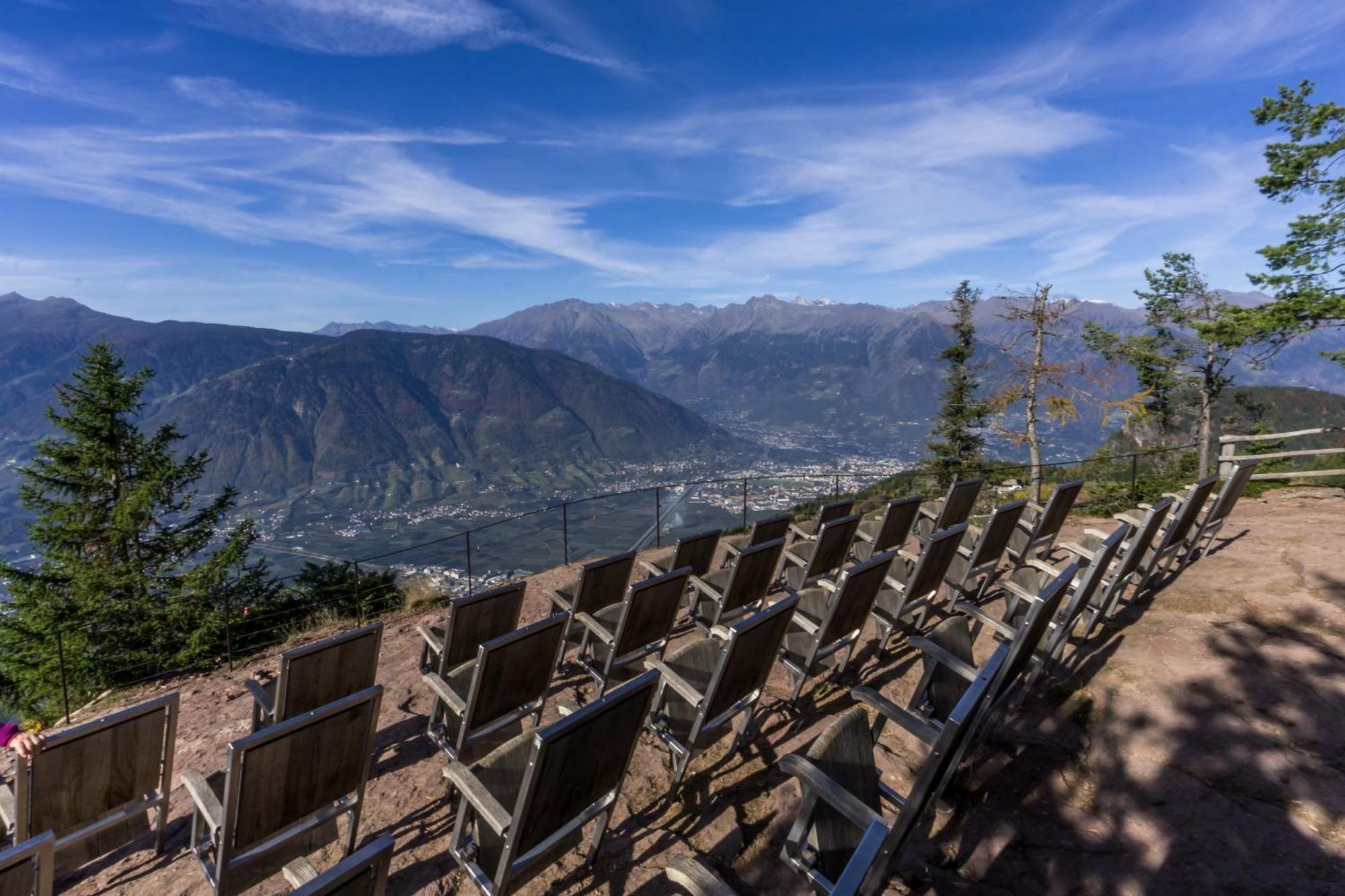Pension Schlaneiderhof Meltina Esterno foto